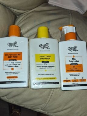 Chemist At Play Brightening Body Wash & Lotion Bundle Nwt
